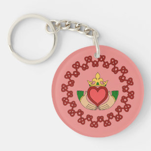 Porte-clefs Claddagh et Red Knotwork sur rose