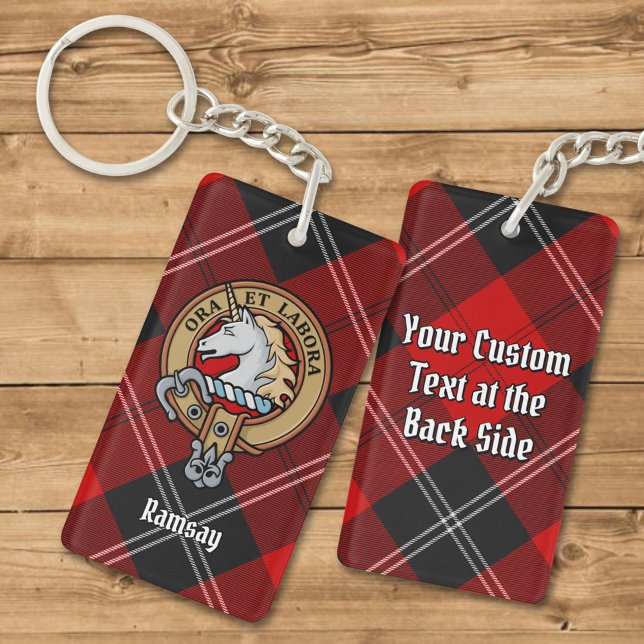 Porte-clefs Clan Ramsay Crest sur Red Tartan (Créateur téléchargé)