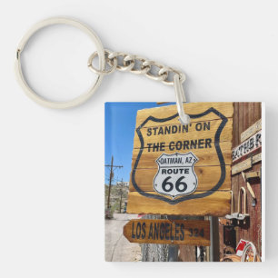 Porte-clefs Debout sur le coin Rt. 66 sur ouvre-bouteille