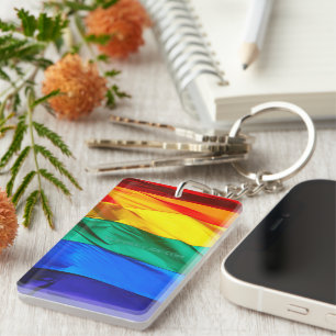 Porte-clefs Drapeau de la fierté gay de SlipperyJoe's agitant