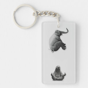 Porte-clefs Éléphant et paresseux méditant en harmonie