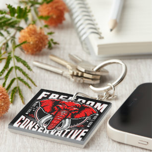 Porte-clefs Eléphant rouge Faith Family Freedom Conservatric