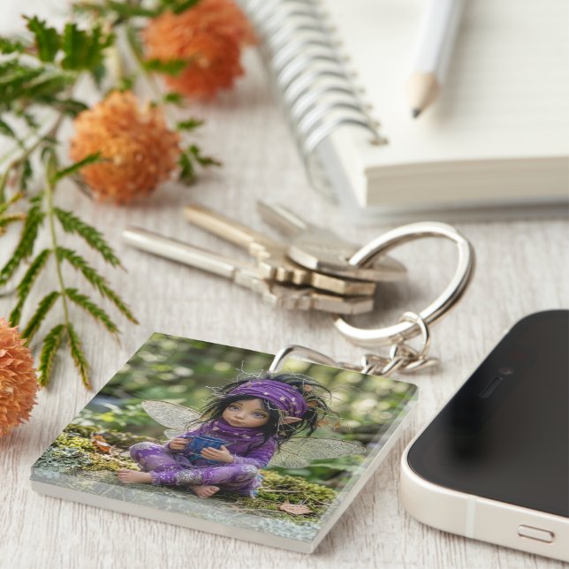 Porte-clefs Fée Dans Le Violet (Devant Droit)