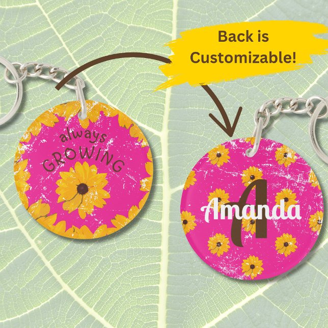 Porte-clefs Fleur Jaune Sunny Porté Look Porte - clé acrylique (A pretty yellow flower on a "distressed" fuchsia keychain is customizable with name and initial.)