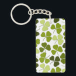 Porte-clefs Green Clover in a Variety of Shades<br><div class="desc">Simple layout of various shades of green on clover making a pretty print on white</div>