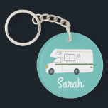 Porte-clefs HAPPER CAMPER RV Motorhome Camper PERSONNALISÉ<br><div class="desc">Customisez ce porte - clé mignon avec votre propre texte,  votre nom ou tout ce que vous voulez. Préparez-vous à votre voyage en voiture avec ce design de camping-car,  dessiné à la main par moi pour vous ! Consultez ma boutique pour trouver beaucoup d'autres articles correspondants !</div>