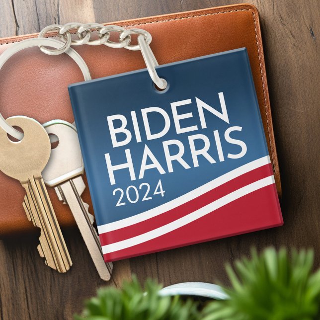 Porte-clefs Joe Biden 2024 - Bouton de conception moderne d'on (Personalized Keychain for the 2024 election)
