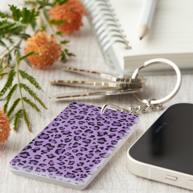 Porte-clefs Leopard Print, Léopard Spots, Purple Leopard (Devant droit)