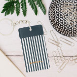 Porte-clefs Les impacts de la marine | Le Monogramme de Gentle<br><div class="desc">Personnalisez-le pour n'importe quel membre de la famille, ami, collègue, enseignant, etc., pour créer un cadeau unique pour les anniversaires, anniversaires, mariages, Noël, Valentines ou n'importe quel jour vous voulez montrer combien il ou elle signifie pour vous. Ce gardien fait un merveilleux cadeau pour toute occasion : jour de la...</div>