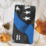 Porte-clefs Ligne Bleue Mince Porte - clé de police personnali<br><div class="desc">Porte - clé de Ligne Bleue Mince - Drapeau américain dans les couleurs du drapeau de la Police, design en détresse. Personnalisez avec le nom des policiers, le nom de famille ou le département. Ce porte - clé de police personnalisé est parfait pour les services de police et d'application de...</div>