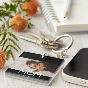 Porte-clefs Maman a établi la photo de la typographie moderne