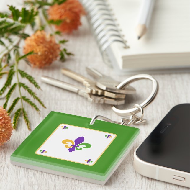 Porte-clefs Mardi Gras NAME Green Gold Purple Fleur de Lis (Devant Droit)