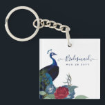 Porte-clefs Mariage de automne d'hiver Peacock Blue Burgundy<br><div class="desc">Magnifique Peacock avec Turquoise et bleu, fleurs bordeaux, feuilles sauge vert cet automne, automne, articles de mariage d'hiver. Une partie d'une collection plus grande qui comprend des invitations à des mariages à prix réduit, des dates de remise, des RSVP, des remerciements aux cartes photos, des cadeaux de mariage et de...</div>