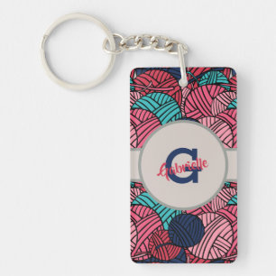 Porte-clefs Monogramme avec pelotes de laine à tricoter