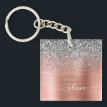 Porte-clefs Monogramme de Parties scintillant d'argent en méta<br><div class="desc">Or rose - Blush Rose et Argent Faux Foil Parties scintillant étincelante métallique brossé Monogramme de métal Nom Porte - clé. Cela rend le cadeau parfait pour 16 ans,  mariage,  douche nuptiale,  anniversaire,  baby shower ou bachelorette pour quelqu'un qui aime le luxe glam et les styles chic.</div>