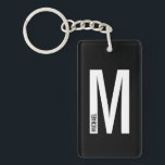 Porte-clefs Monogramme et nom personnalisés gras<br><div class="desc">Conception de monogramme moderne avec lettre de monogramme personnalisée "M" et nom dans un style de police sans empattement gras moderne. Cadeau parfait pour lui,  cadeau pour la fête des pères,  cadeau pour les garçons d'honneur et plus encore.</div>