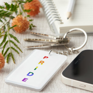 Porte-clefs Mot Pride couleur arc-en-ciel