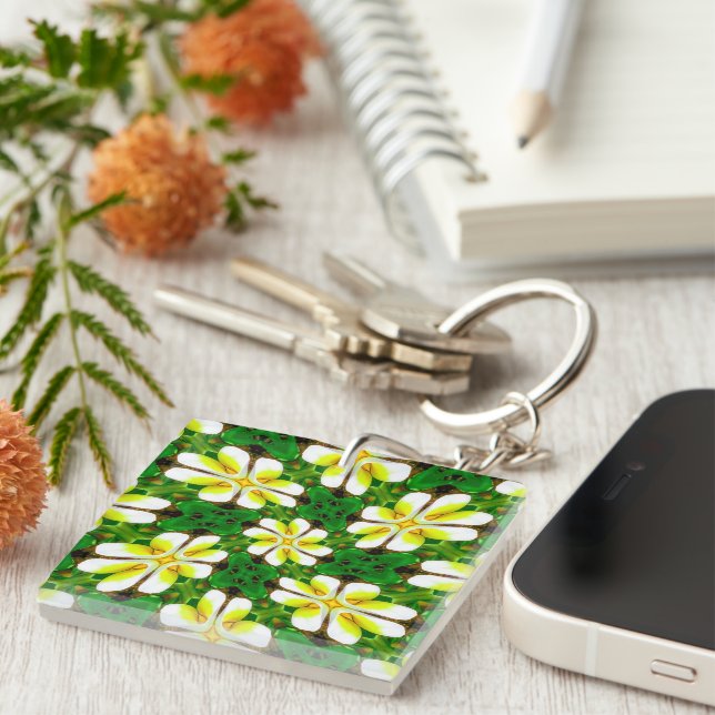 Porte-clefs Motif frangipanier jaune (Devant Droit)