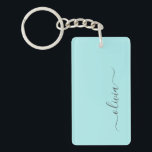 Porte-clefs Nom de monogramme girly écriture moderne bleu sarc<br><div class="desc">Porte-clés avec nom de monogramme à l'écriture simple bleu sarcelle aqua. C'est le cadeau idéal pour un anniversaire des 16 ans,  un mariage,  une douche de mariée,  un anniversaire de mariage,  une baby shower ou une fête de bachelorette pour quelqu'un qui aime le luxe glamour et les styles chics.</div>