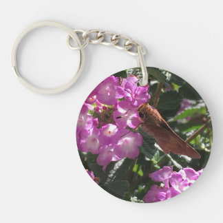 Porte-clefs Papillon sur les fleurs de Lantana violette