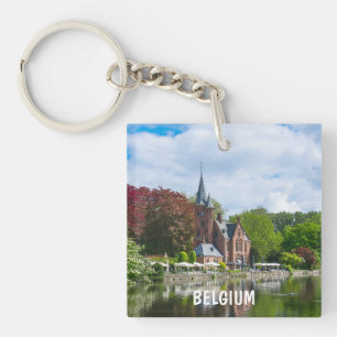 Porte-clefs Petit château près du lac à Bruges, Belgique