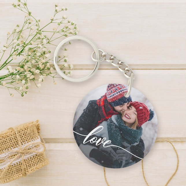 Porte-clefs Photo simple d'amour à la main (Celebrate your love with this cute keychain featuring a photo and hand lettered love.)