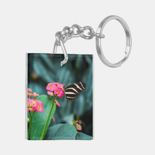Porte-clefs Photographie de papillon sur fleur rose