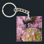 Porte-clefs Pink and Cream Hydrangeas for the Bride<br><div class="desc">Give her something special with this beautiful, elegant pink yellow floral “the Bride” keychain . This floral keychain will add a beautiful touch to any occasion such as a Wedding party festivities, birthday party, Mother’s Day or any type of get together! Makes a great gift idea for that flower enthusiast!...</div>