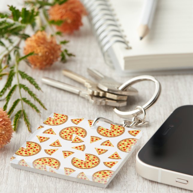 Porte-clefs Pizza et tranches de cool motif sur blanc (Devant Droit)