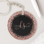 Porte-clefs Rose Gold Blush Pink Parties scintillant Glam Nom<br><div class="desc">Glam Rose Gold Glitter Elegant Monogram Keychain. Easily personalize this trendy chic keychain design featuring elegant rose gold economg glitter on a black background. The design feh your handwritten script monogram with pretty swirls and your name.</div>
