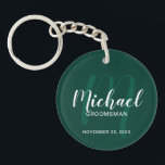Porte-clefs Script moderne Groomsmen personnalisé Monogramme&N<br><div class="desc">Ajoutez une touche personnelle à votre mariage avec un porte - clé de toiletteurs personnalisé. Ce porte - clé présente le nom des groomsmen personnalisées dans le style de police de script moderne blanc et monogramme dans le style de police de script moderne vert émeraude clair comme arrière - plan...</div>