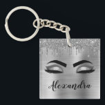 Porte-clefs Silver Glitter Sparkle Eyelashes Monogram<br><div class="desc">Argent Faux Parties scintillant à étincelle métallique broyée Monogramme en métal brossé Nom et cils initiaux (cils), Extensions Eyelash et Porte - clé des yeux. Cela rend le cadeau parfait pour 16 ans, mariage, douche nuptiale, anniversaire, baby shower ou bachelorette cadeau pour quelqu'un décorant sa chambre dans le style cool...</div>