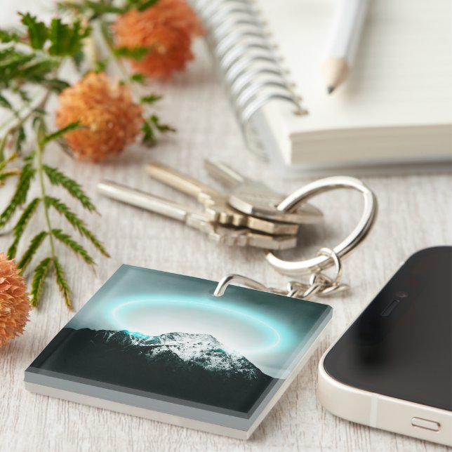 Porte-clefs Snowy mountain mysterious blue neon light (Devant Droit)