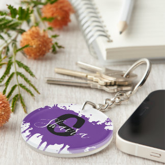 Porte-clefs Tache de peinture violette initiale personnalisée 