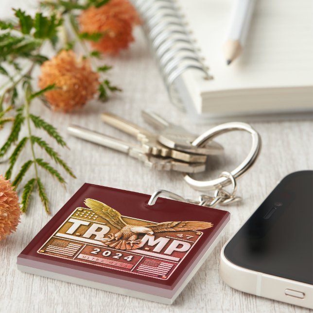 Porte-clefs TRUMP 2024 avec un aigle (Devant Droit)