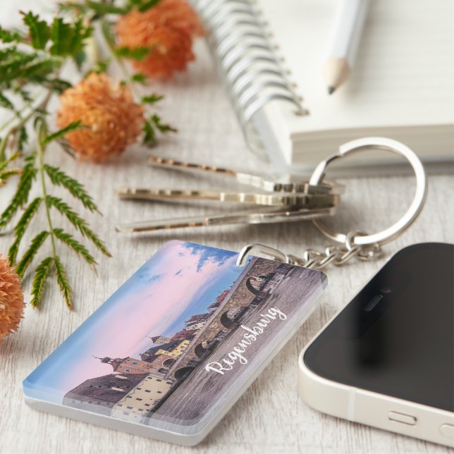 Porte-clefs Vieille ville historique en Ratisbonne, Allemagne (Devant droit)