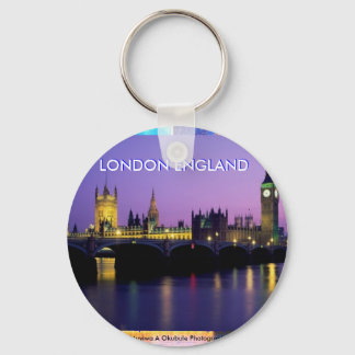 Porte-clés 450px-London_collage 3A DESIGN DE MOJI OKUBULE