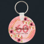 Porte-clés 60e anniversaire corail or dahlia fleurs<br><div class="desc">Un porte - clé branché pour une fête du 60e anniversaire. Avec un faux cadre hexagone en or géométrique. Décoré de fleurs de dahlia aquarellées en rose, crème et corail. Vivre corail avec des pois comme arrière - plan. Modèles pour un nom, 60 ans et une date. Date de naissance...</div>