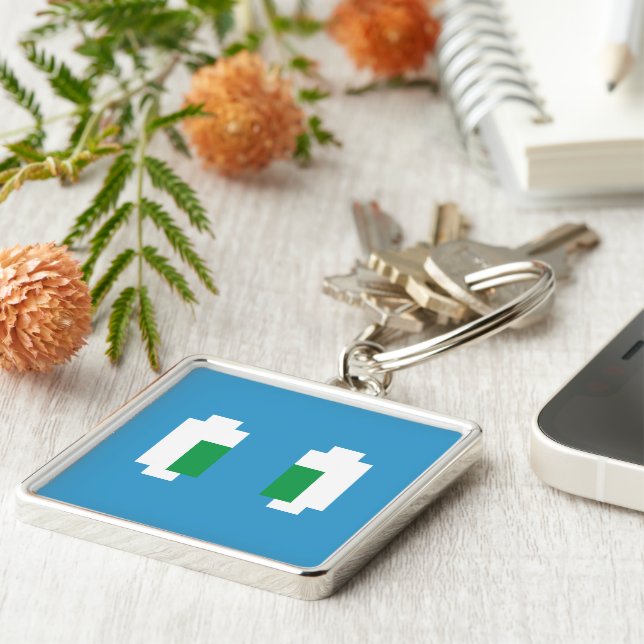 Porte-clés 8 Bits Pixel Manga Yeux verts (Côté)