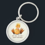 Porte-clés Amusant Porte - clé d'anniversaire Jouer à Winking<br><div class="desc">Joyeux Anniversaire - Drôle Canard Joué Wink Joyeux Smile Dessin et texte - Choisissez / Ajoutez votre texte unique / Police / Couleur - Faites votre cadeau spécial - Redimensionnez et déplacez ou supprimez et ajoutez des éléments / image avec outil de personnalisation! - Dessin et design par MIGNED. Vous...</div>