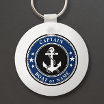 Porte-clés Ancre nautique et corde Nom du capitaine ou bateau<br><div class="desc">Un porte - clé nautique personnalisé avec "Capitaine" (ou tout autre titre ou grade souhaité) et votre nom, nom du bateau ou autre texte au besoin. Ce design unique présente une ancre de bateau vintage sur mesure avec une corde et des étoiles accentuées de noir royal, bleu marine classique et...</div>