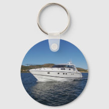 Bateau à moteur de luxe