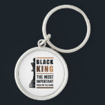Porte-clés Black King The Most Important Piece In The Game 2<br><div class="desc">For Black Kings who love playing chess. Black Lives Matter. Whether it's Black History Month or not, one month cannot hold our history. Africa is in our DNA. Wear your African American melanin apparel for men and boys with pride. Get this awesome empowerment design today for your son, brother, nephew,...</div>