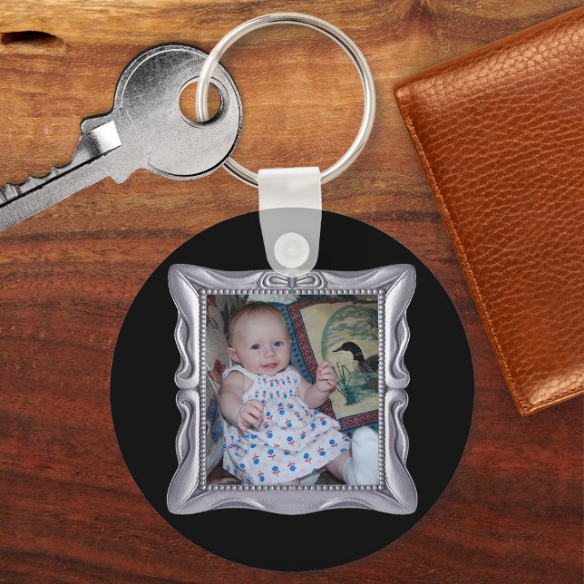 Porte-clés Cadre en argent fantaisie Ajouter une photo ici (Fancy Silver Frame Add Photo Here Keychain)