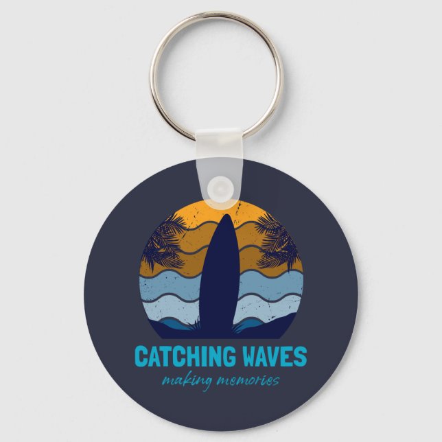 Porte-clés Catching Waves Retro Surboard Beach Art (Recto)