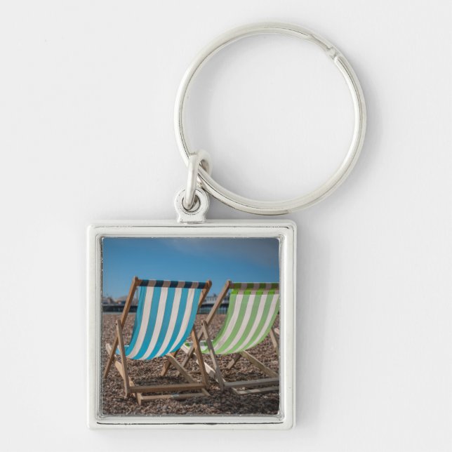 Porte-clés Chaises de plate-forme regardant la mer (Devant)