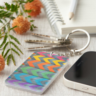 Porte-clés Chevron Motif On Wood Texture par Shirley Taylor