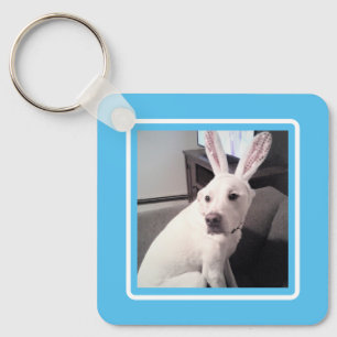 Porte-clés Chien blanc mignon avec lapin de Pâques oreilles b