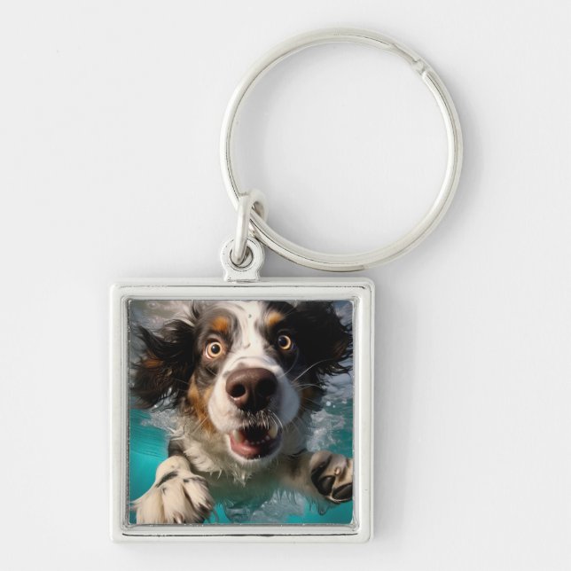 Porte-clés Chien Excité Nageant Sous L'eau Design (Devant)