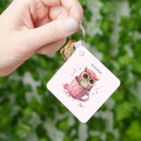 Chouette rose mignonne en coupe